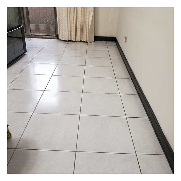民生路林先生-地毯拆除除膠工程-完成地毯拆除和除膠工作後，我們會進行徹底的清潔和最終檢查。確保地面平整、無殘留膠黏劑，並清除所有施工過程產生的廢棄物